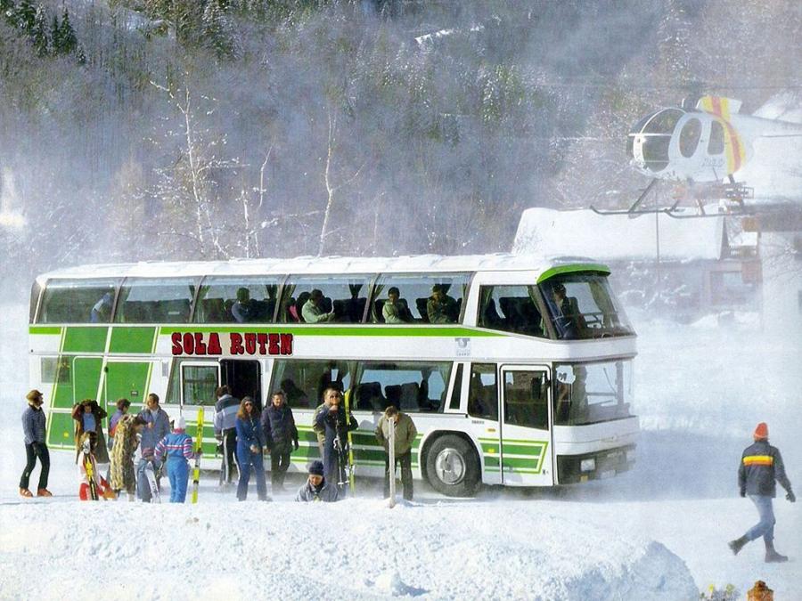  Neoplan Skyliner (N122/2) 1983 года  (фото 2 из 2)